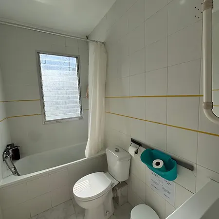 Bonito Around The Center バレンシア